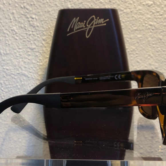 Maui Jim “Mongoose” Tortoise